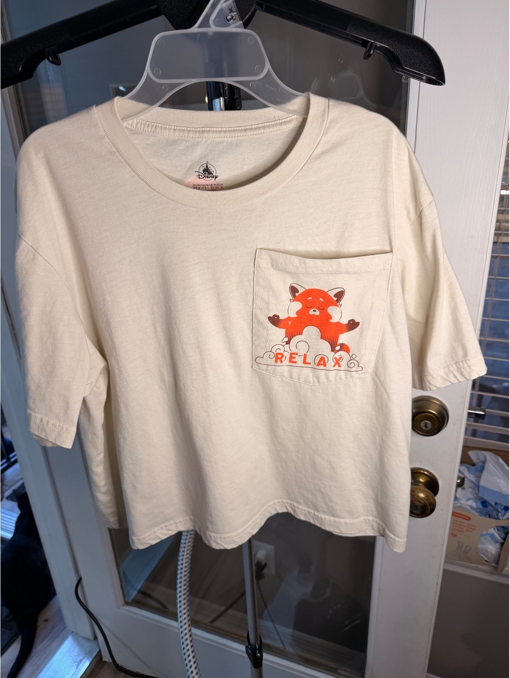 Disney Pixar Turning Red Mei Panda Pocket T-Shirt Women’s Medium Cream Relax